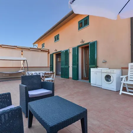 Trilo Kennedy Apartment Porto Azzurro